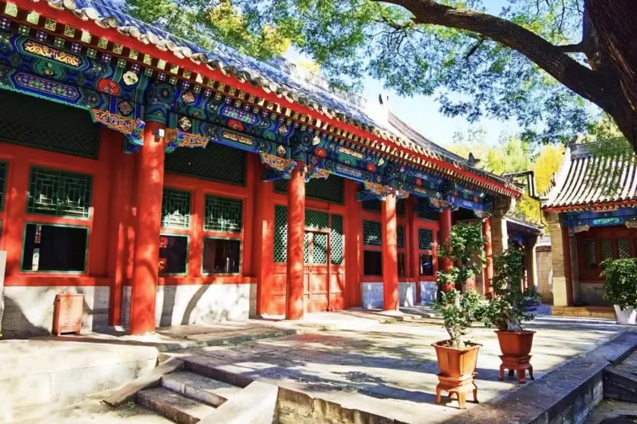 北京市第十三中学王府校园实景